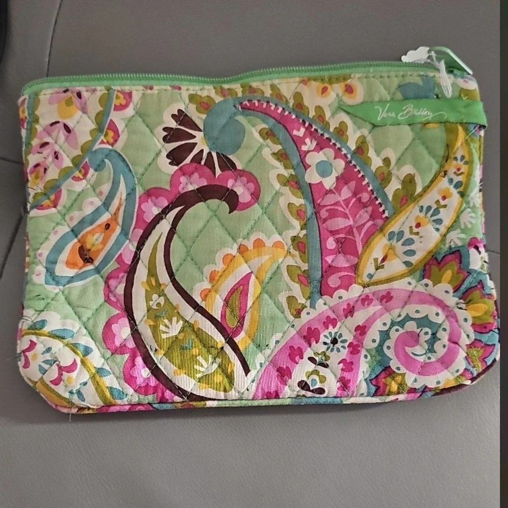 Vera‎ Bradley Green Paisley Quilted Cotton Cosmetic Makeup Bag Pouch Medium Zip